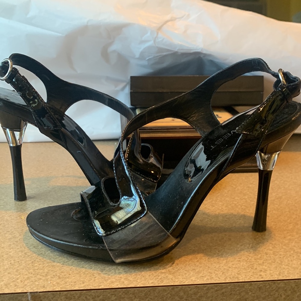 New without tags black Nine West 51/2m heels see pictures